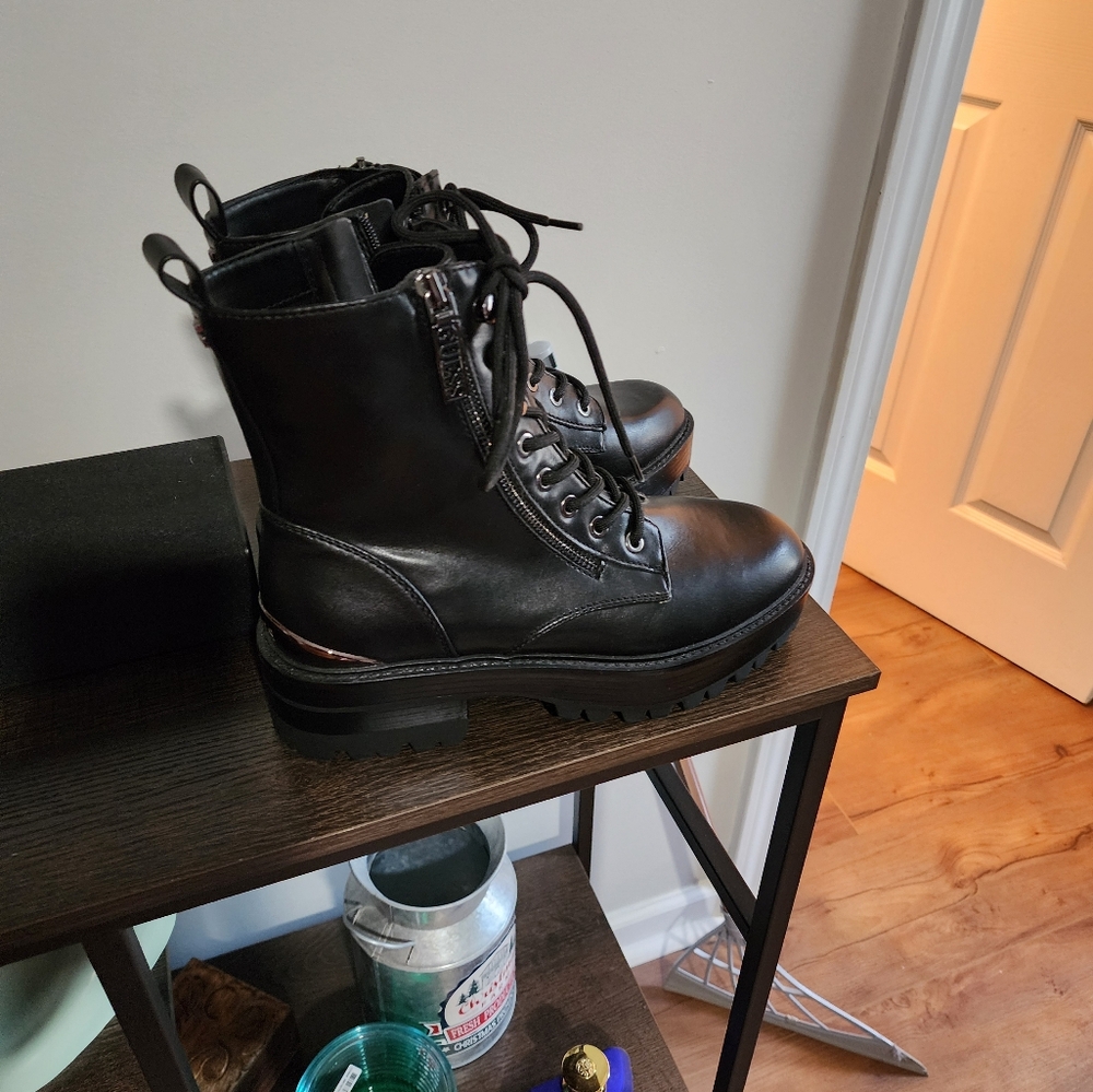 Guess Boots